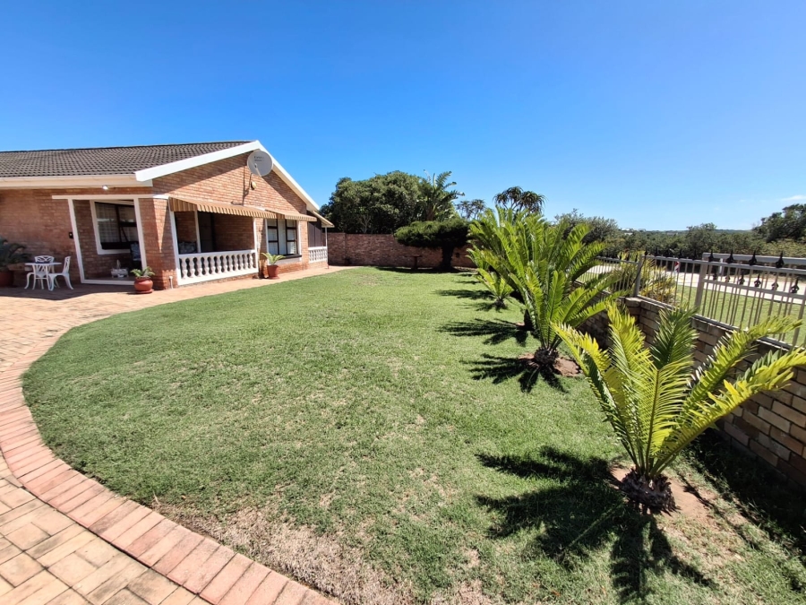 3 Bedroom Property for Sale in Seafield Eastern Cape